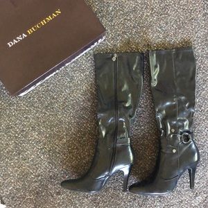 Dana Buchman Size 8.5 Black Heel Boots in Box